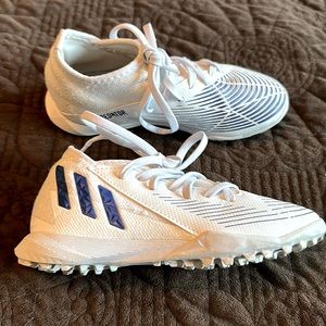 Adidas predator soccer shoes